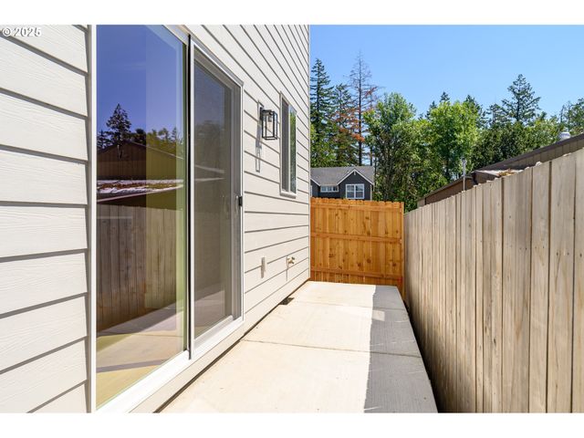 3208 E PROVINCE Ct, Newberg, OR 97132