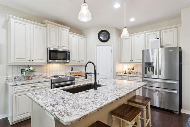 1128 WHITE WATER BAY DRIVE, Groveland, FL 34736