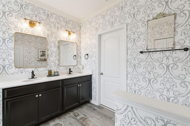 1128 WHITE WATER BAY DRIVE, Groveland, FL 34736