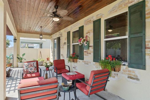 1128 WHITE WATER BAY DRIVE, Groveland, FL 34736