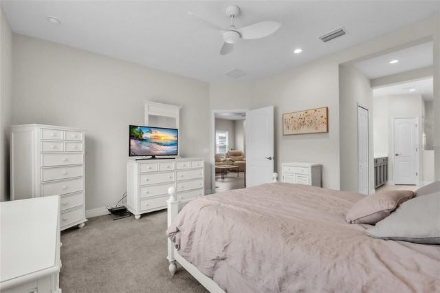 12736 SEASONG TERRACE, Lakewood Ranch, FL 34211