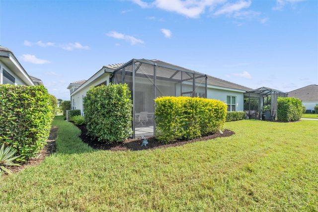12736 SEASONG TERRACE, Lakewood Ranch, FL 34211