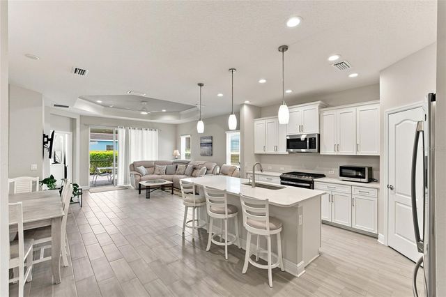 12736 SEASONG TERRACE, Lakewood Ranch, FL 34211