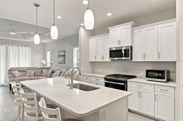 12736 SEASONG TERRACE, Lakewood Ranch, FL 34211