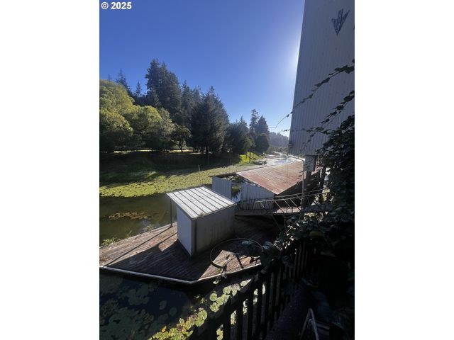 700 PARK Ave 703,625, Lakeside, OR 97449