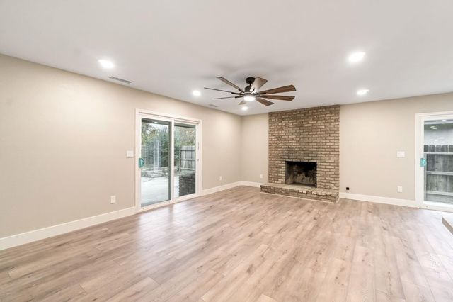 3038 E Sample Avenue, Fresno, CA 93710