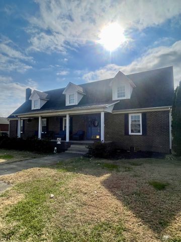 405 Robins St, E, Lawrenceburg, TN 38464