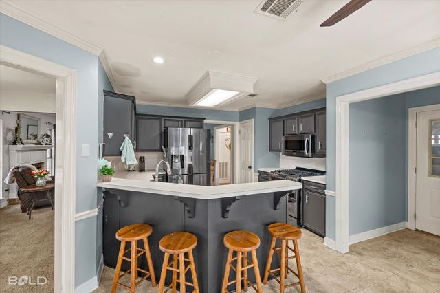 2113 Starling Drive, Bossier City, LA 71111