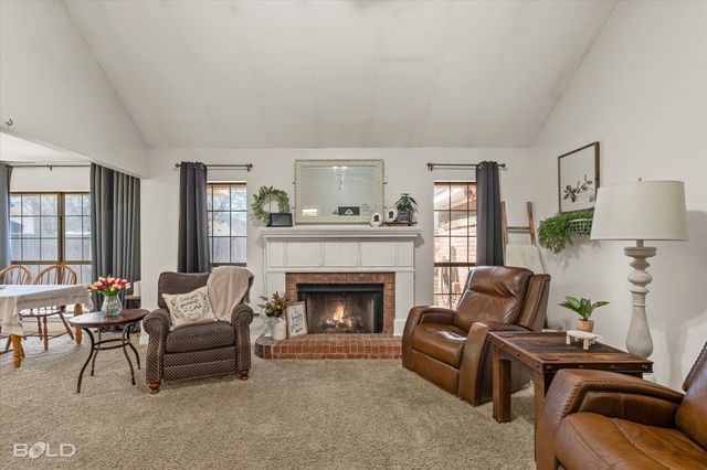 2113 Starling Drive, Bossier City, LA 71111