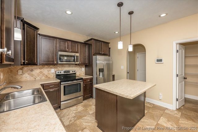 1218 Brickyard Drive, Fayetteville, NC 28306