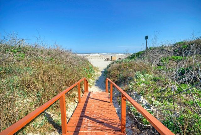 700 Island Retreat Road 146, Port Aransas, TX 78373