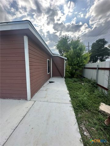 1910 N Gray Street, Killeen, TX 76541