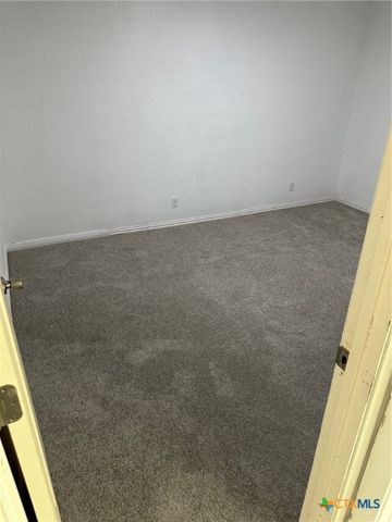 1910 N Gray Street, Killeen, TX 76541