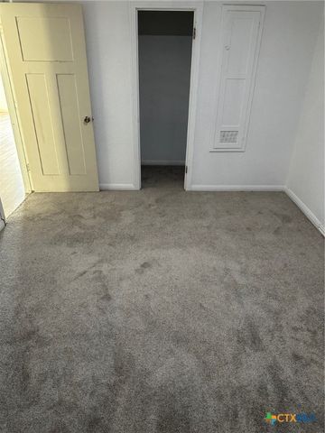 1910 N Gray Street, Killeen, TX 76541