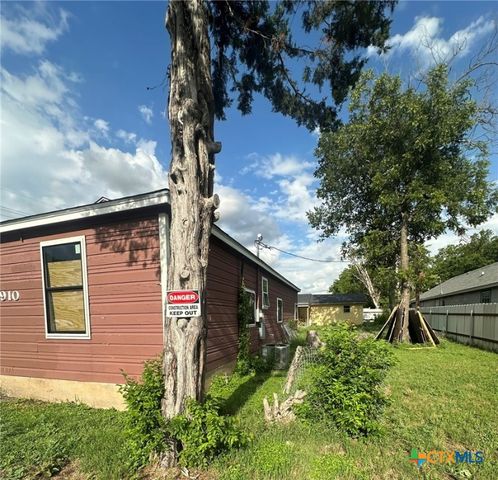 1910 N Gray Street, Killeen, TX 76541