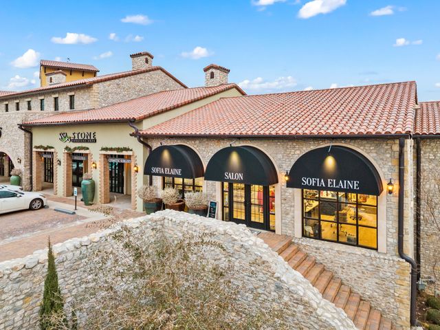 52 Cardona Drive, Westlake, TX 76262