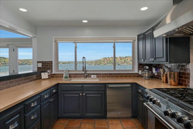 615 S SHORE Drive, Amarillo, TX 79118