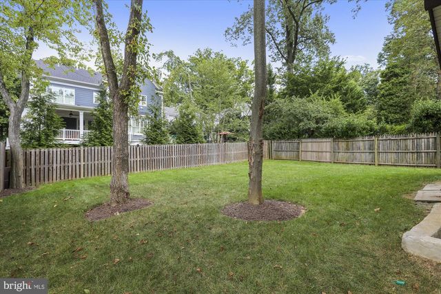 5511 HUNTINGTON PKWY, Bethesda, MD 20814