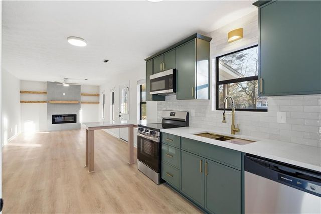 1760 Woodland Trail, Cumming, GA 30041