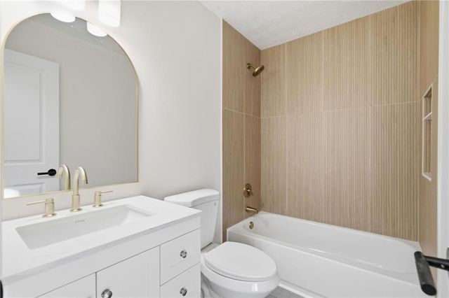 1760 Woodland Trail, Cumming, GA 30041