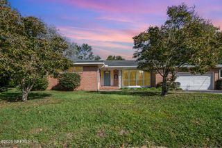 1122 CATALINA Road W, Jacksonville, FL 32216