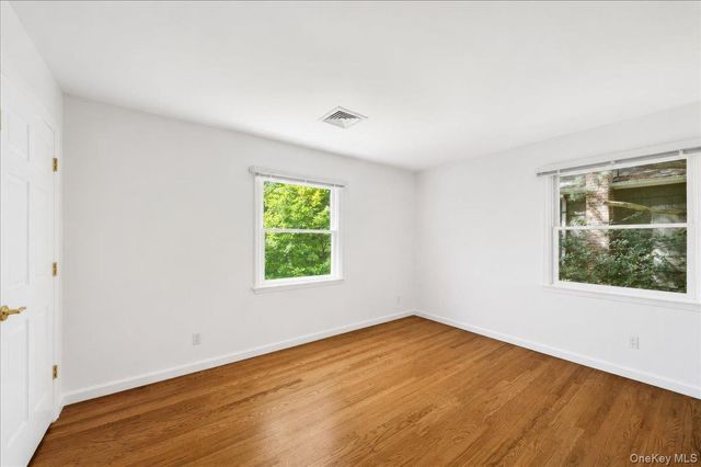 983 Palmer Avenue, Mamaroneck, NY 10543