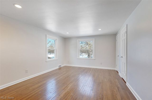 1040 Thorndale Drive, Akron, OH 44320