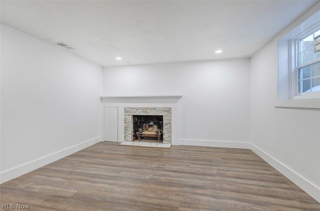 1040 Thorndale Drive, Akron, OH 44320