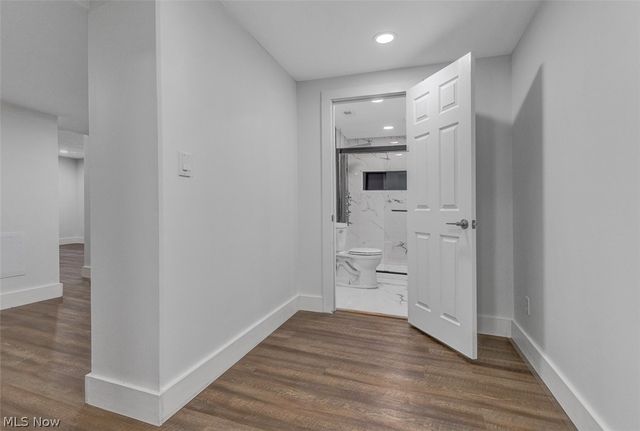 1040 Thorndale Drive, Akron, OH 44320