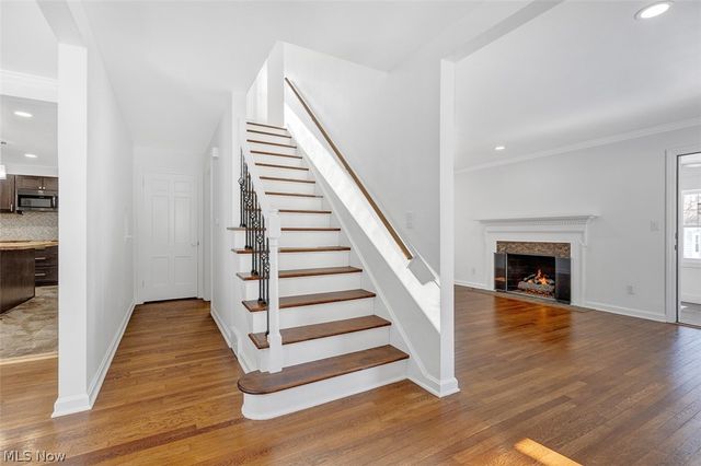 1040 Thorndale Drive, Akron, OH 44320