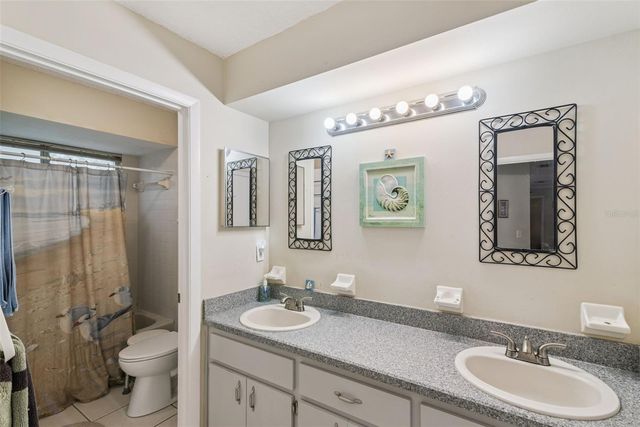 10943 SW 86 COURT, Ocala, FL 34481