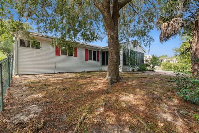10943 SW 86 COURT, Ocala, FL 34481