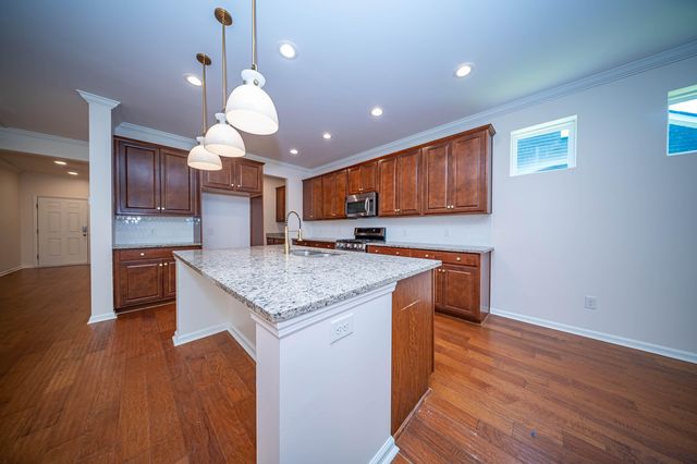 204 Buttercup Lane, Summerville, SC 29486
