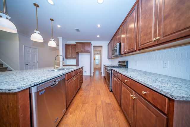 204 Buttercup Lane, Summerville, SC 29486