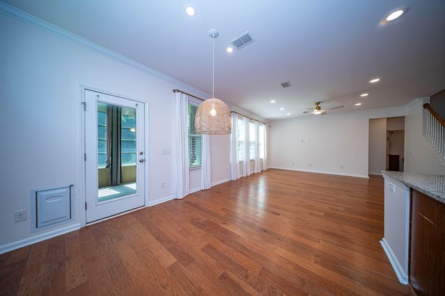 204 Buttercup Lane, Summerville, SC 29486