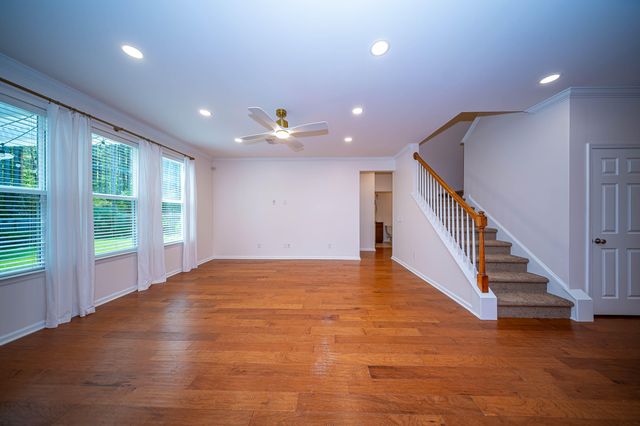 204 Buttercup Lane, Summerville, SC 29486