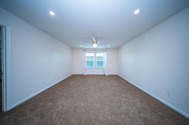 204 Buttercup Lane, Summerville, SC 29486