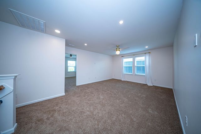 204 Buttercup Lane, Summerville, SC 29486