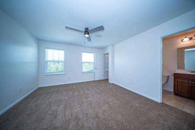 204 Buttercup Lane, Summerville, SC 29486