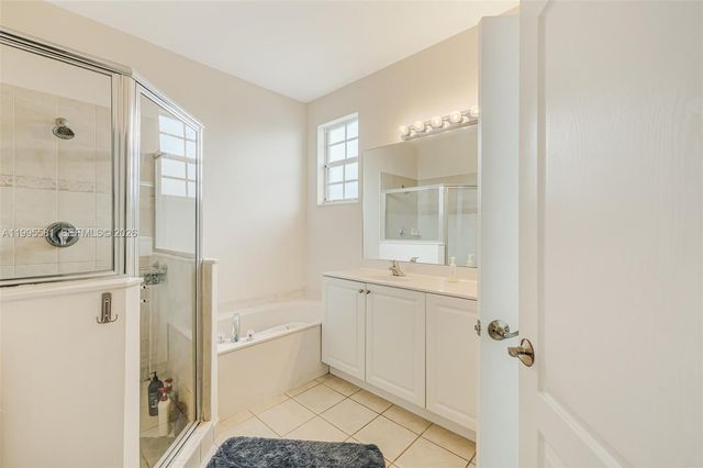 936 NE 29th Ter, Homestead, FL 33033