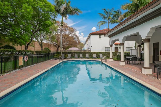 936 NE 29th Ter, Homestead, FL 33033