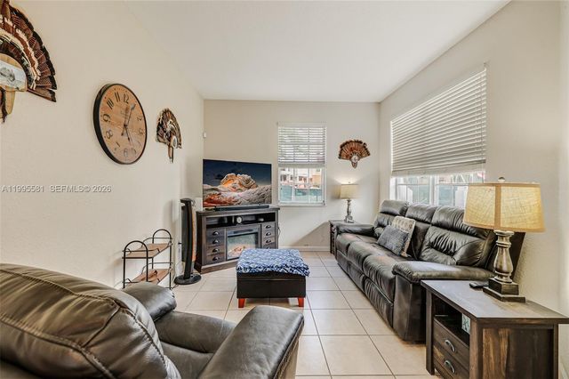 936 NE 29th Ter, Homestead, FL 33033