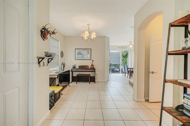 936 NE 29th Ter, Homestead, FL 33033