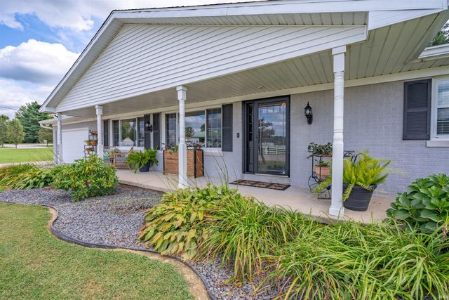 8955 Telephone Road, Chandler, IN 47610