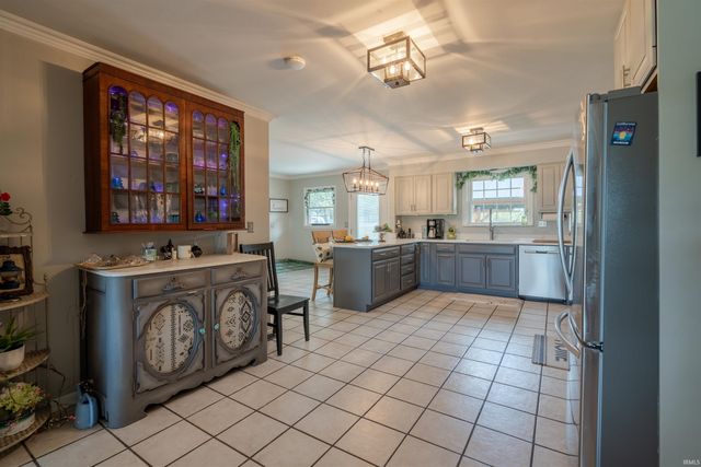 8955 Telephone Road, Chandler, IN 47610