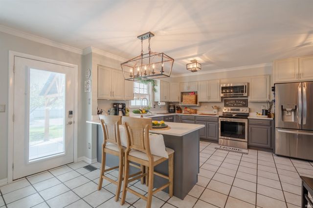 8955 Telephone Road, Chandler, IN 47610