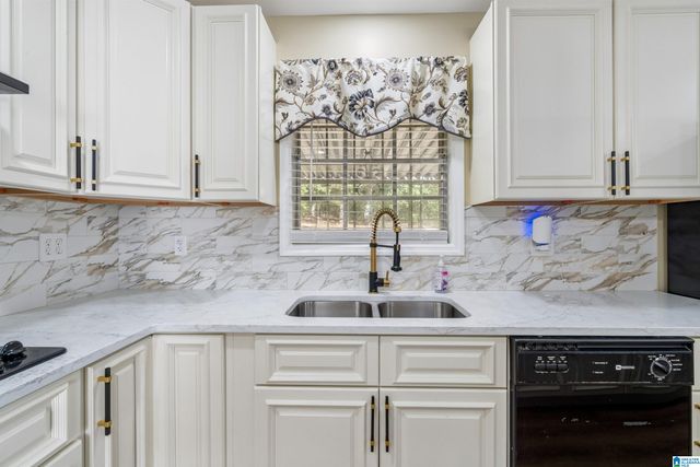 6516 CORDREY COURT, Birmingham, AL 35228