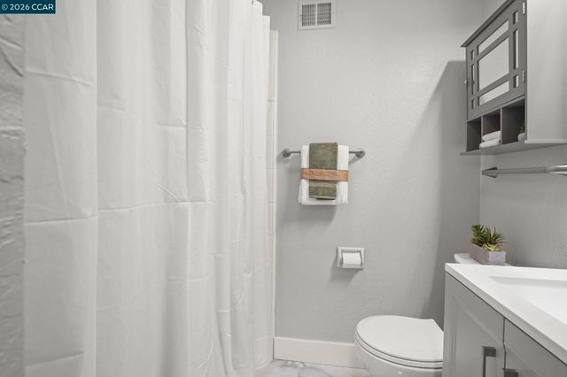 69 Fordham Ct, Pleasant Hill, CA 94523