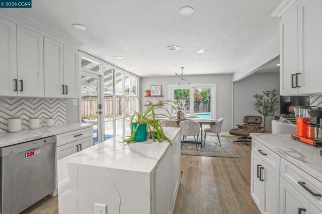 69 Fordham Ct, Pleasant Hill, CA 94523