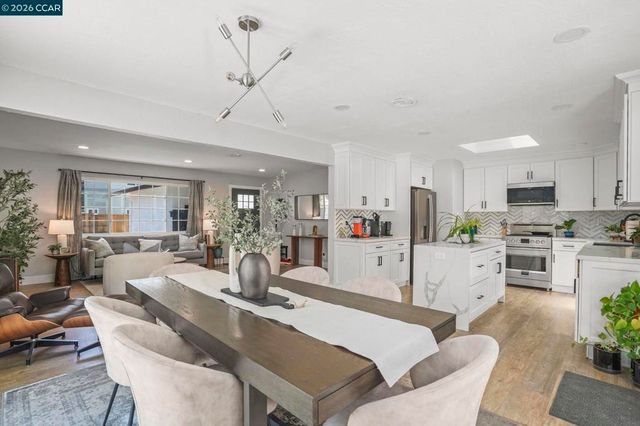 69 Fordham Ct, Pleasant Hill, CA 94523
